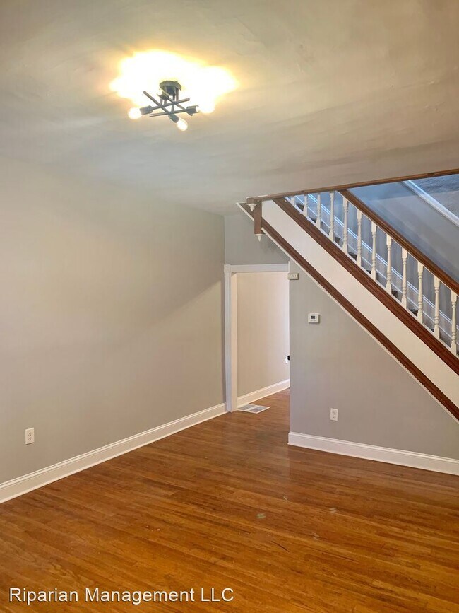 Foto del edificio - 3 br, 1 bath House - 2215 Ruskin Ave
