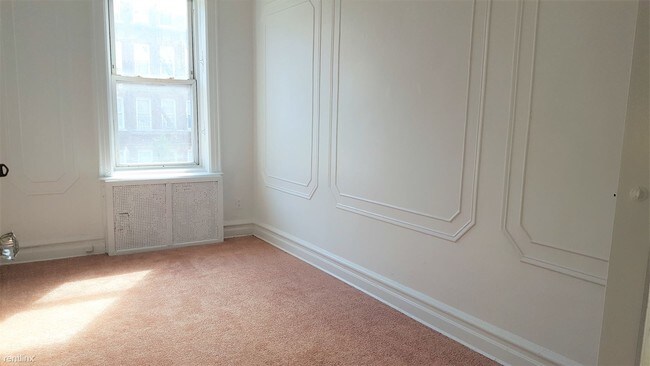 Foto del edificio - 1073 Winthrop St