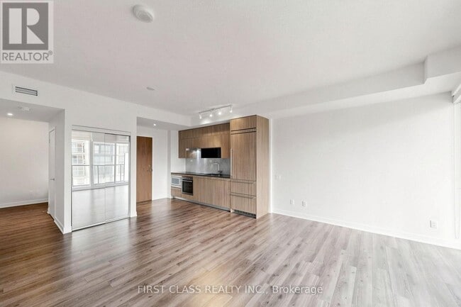 Building Photo - 90 Queens Wharf Rd