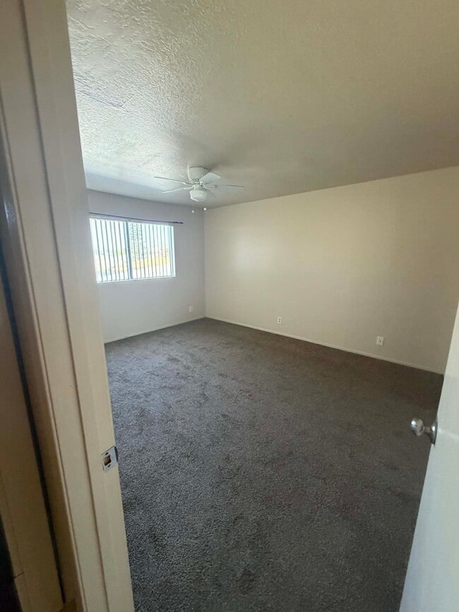 Building Photo - 13606 Cerise Ave