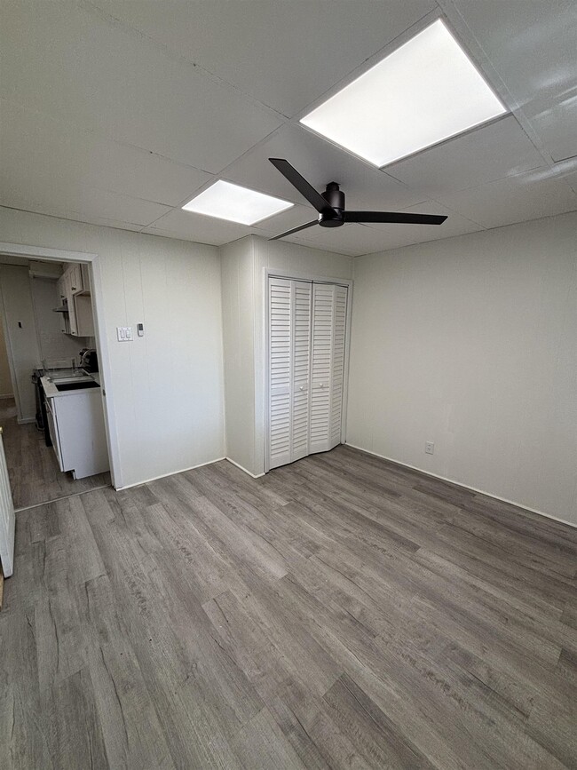 Building Photo - 80 E 24TH St