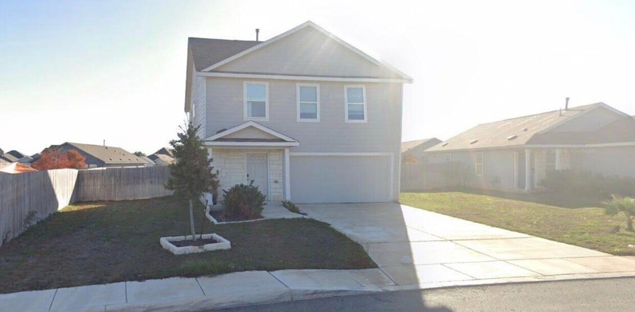 Photo - 4-Bedroom Home for Rent – 10135 Ana Heights, San Antonio, TX 78224