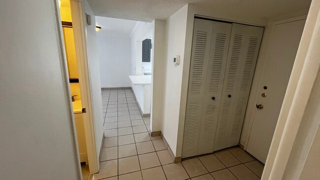 Building Photo - 7735 SW 86th St