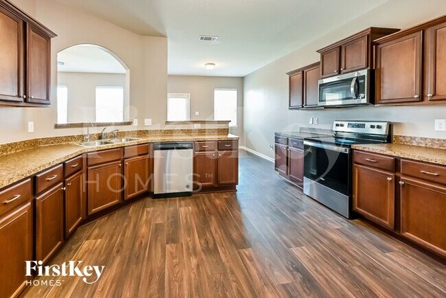 Building Photo - 5914 Treasure Cove Rd