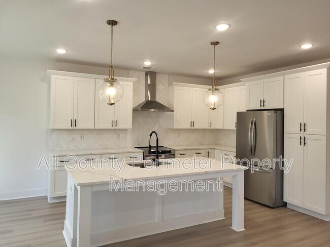 Foto del edificio - 4401 Sims Rd