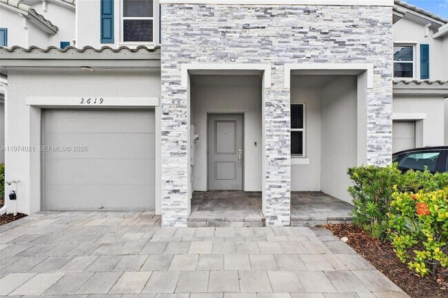 Foto del edificio - 2619 SE 11th St