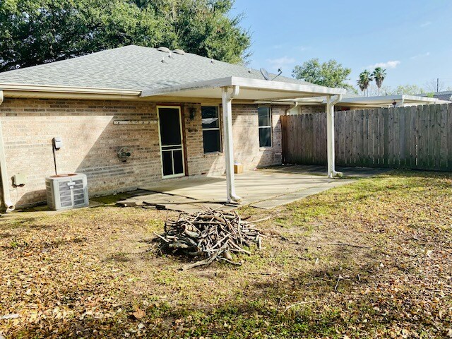 Foto del edificio - 46 Crislaur Ave