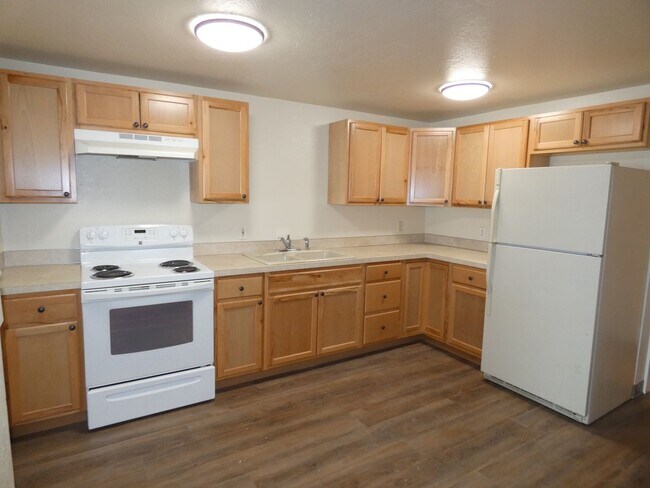 Foto del edificio - APPLICATION PENDING -   Ground Floor Studio