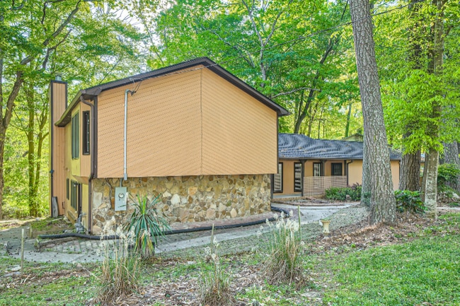Foto del edificio - 466 Raven Springs Trail