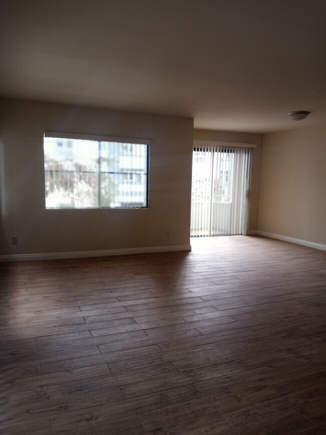 Livingroom and Dining Area - 11051 Arminta St