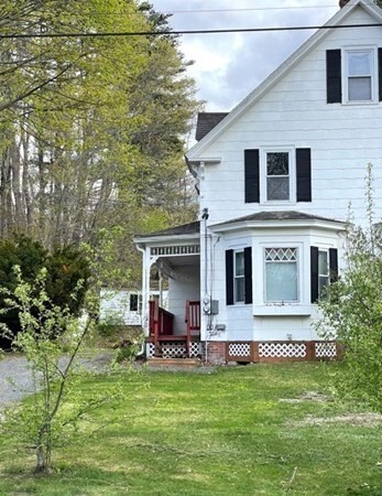 Primary Photo - 64 Maple St