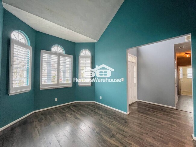 Foto del edificio - 1921 Spain Ln