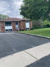 Building Photo - 101 Dearbourne Blvd