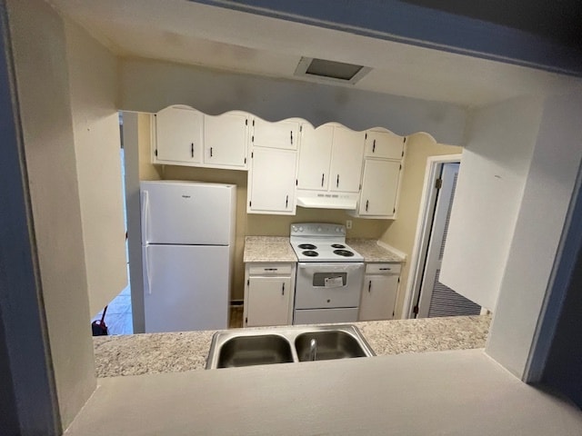 Kitchen 2 - 322 Lexington Dr