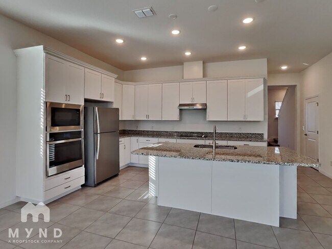 Foto del edificio - 792 MIDDLETON ST