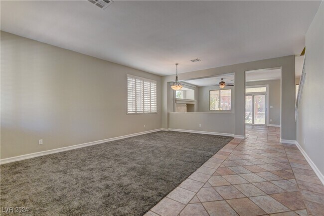 Foto del edificio - 1255 Summer Dawn Ave