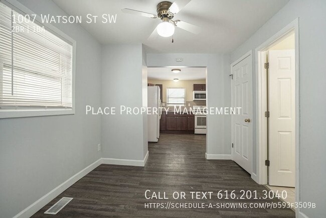 Building Photo - 1007 Watson St SW