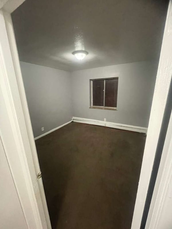 Building Photo - 15112 Euclid Ave