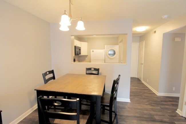 Photo - 1380K Hunters Road Apartment