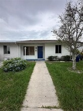 Building Photo - 3125 Villa Rd