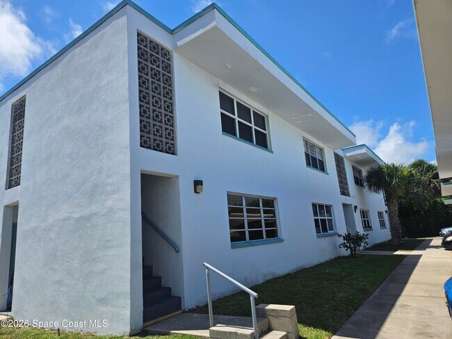 Foto del edificio - 8401 N Atlantic Ave