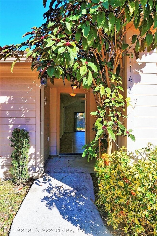 Building Photo - 3 br, 2 bath House - 1148 Park Green
