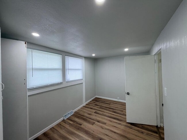 Foto del edificio - 2429 N 53rd St