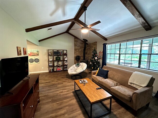 Foto del edificio - 12289 Thompson Rd