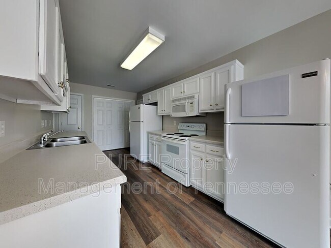 Foto del edificio - 1705 Shetland Ln