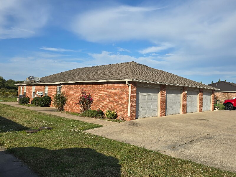 Foto principal - 63060 E 285 Ct