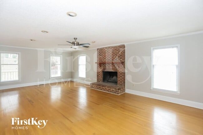 Building Photo - 7117 Frances Irene Dr