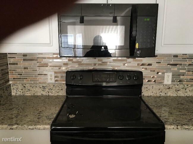 Building Photo - 2 br, 2 bath Condo - 621 Arbor Lakes