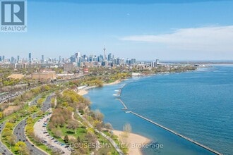 Building Photo - 1926 Lake Shore Blvd W