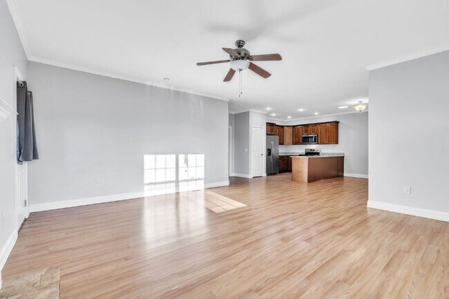 Foto del edificio - Beautifully 3-Bed Oasis in Travelers Rest with Granite Kitchen & Cozy Fireplace