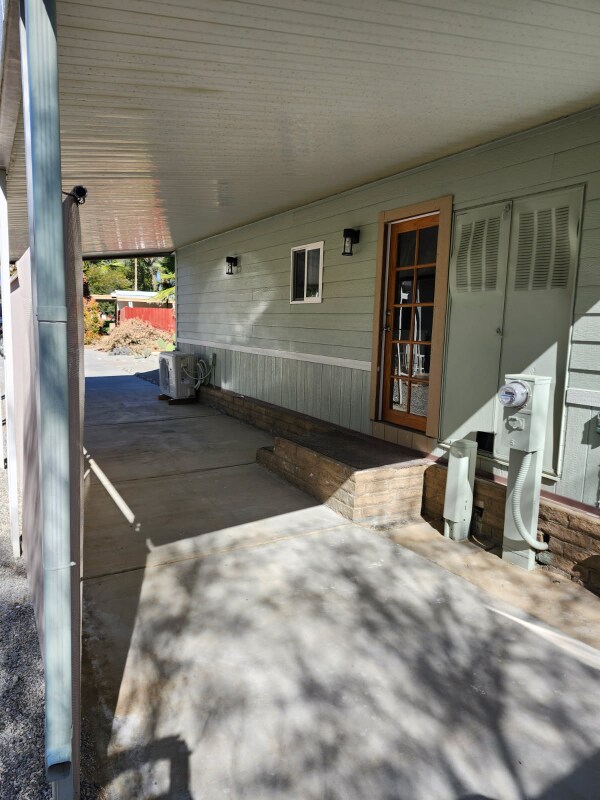 Foto del edificio - 1010 Palm Canyon Dr