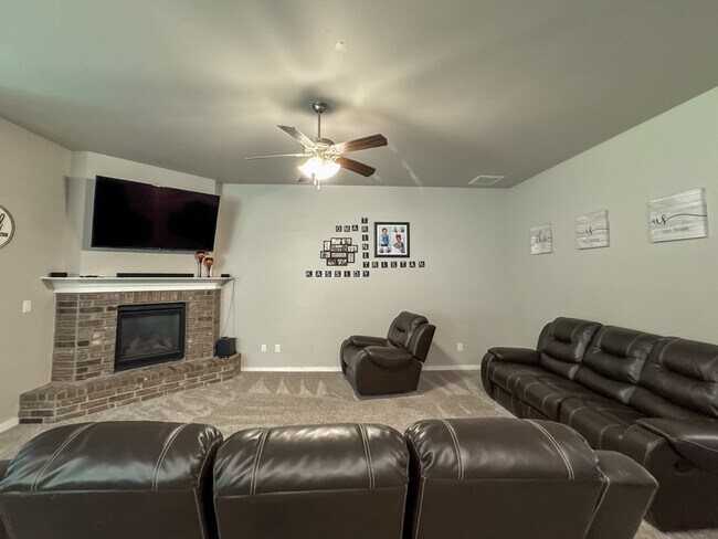 Foto del edificio - 1212 Ash St