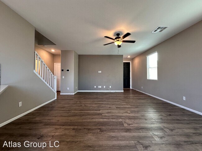 Building Photo - 4 br, 2.5 bath House - 1238 Corral Bluffs