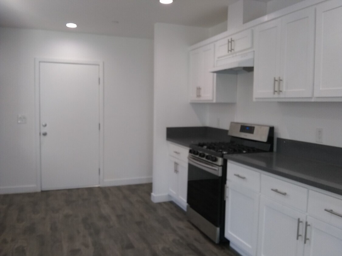 Photo - 5333-5335 4th Ave (Los Angeles, CA)