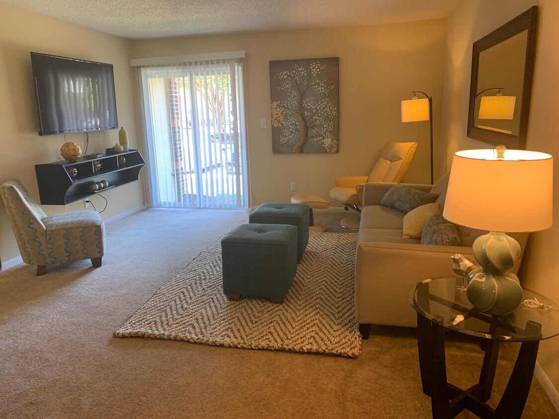 Ashton at Oyster Point Apartments Newport News, VA