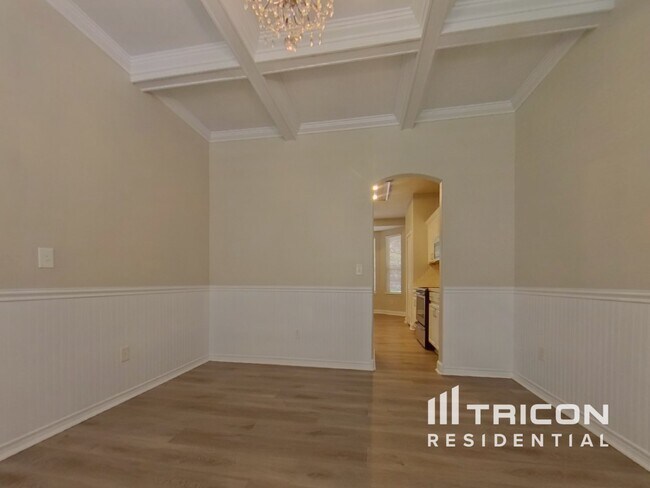 Foto del edificio - 1055 Golf Point Loop