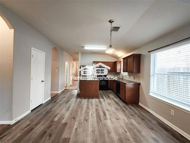 Foto del edificio - 2206 Wildbrook Canyon Ln