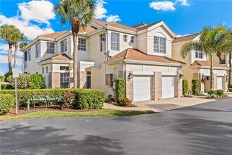 Building Photo - 25000 Cypress Hollow Ct