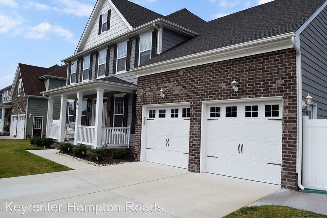 Foto del edificio - 5 br, 2.5 bath House - 936 Painted Lady Place