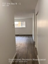 Building Photo - 727 5th Ave N
