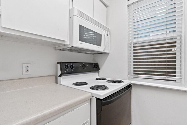 Foto del edificio - 4105 Speedway