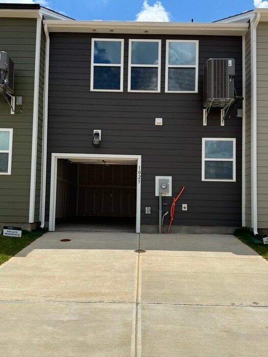 Foto del edificio - 1025 S Point Rd