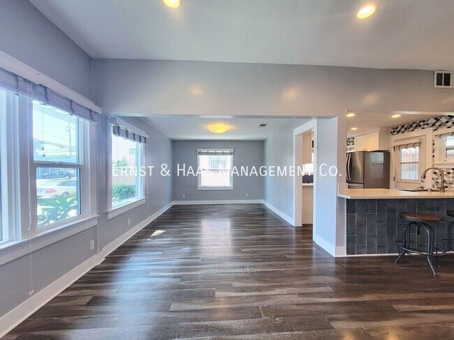 Foto del edificio - 1025 St Louis Ave