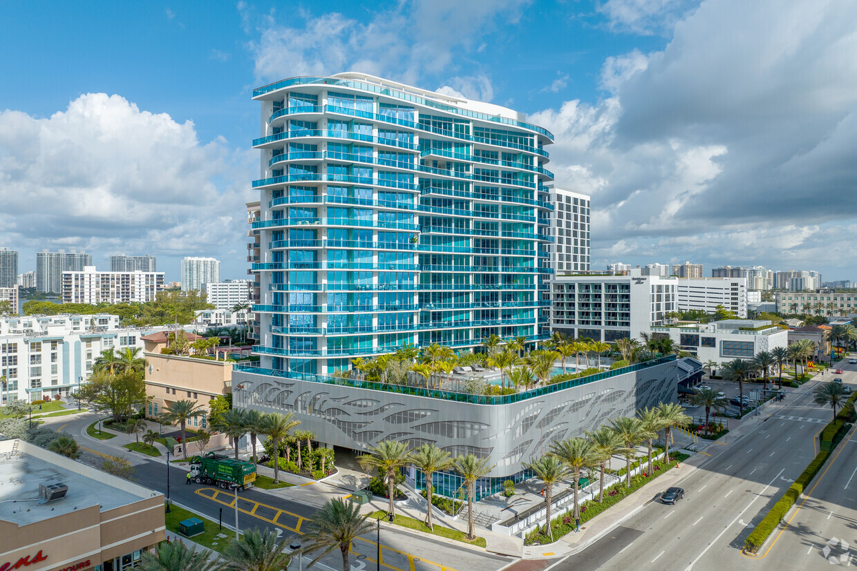 Primary Photo - Aurora Condominium