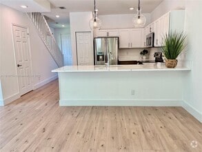 Building Photo - 4323 Maybelle Ln
