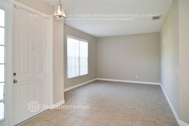 Building Photo - 1738 SW Haylake Ave